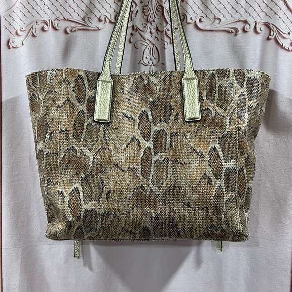 Neiman Marcus gold snake print tote bag - Picture 5 of 9